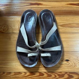 Chaco Women’s Chaco Leather Sandals